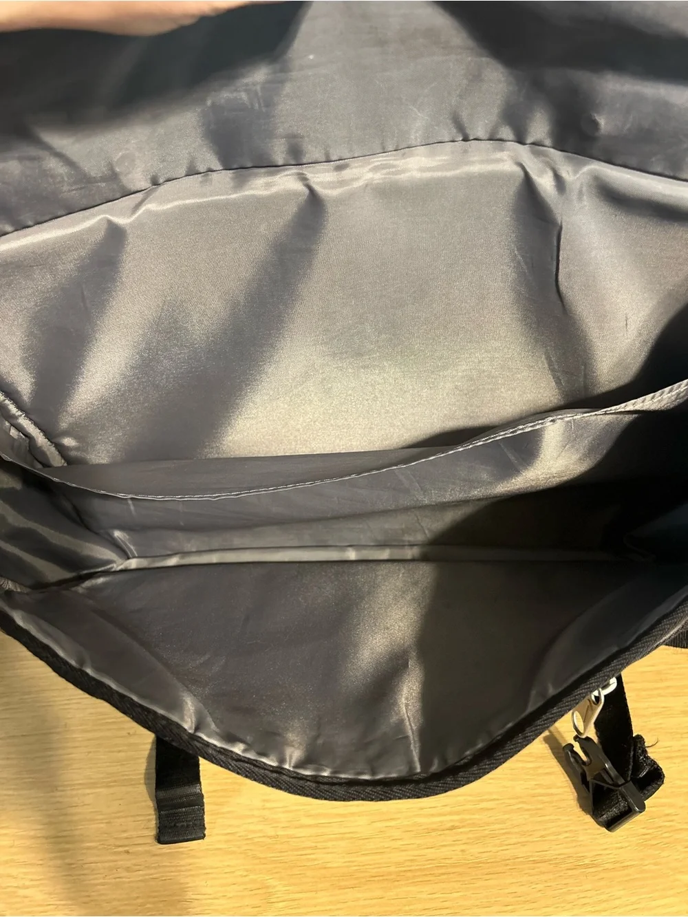 Nike Golf Black Messenger Bag Laptop Briefcase Water-Resistant Commuter Satchel